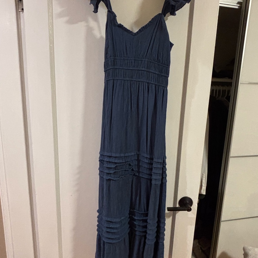 Chic Blue Ruffled Maxi Dress